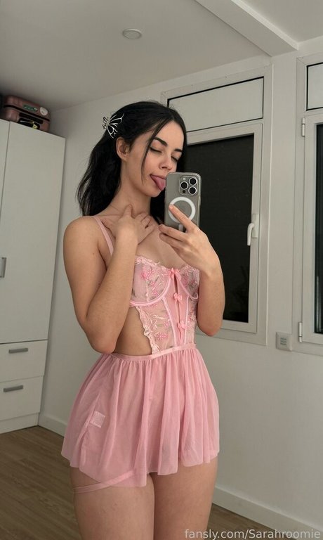 sarahroomie star du porno érotique des photos