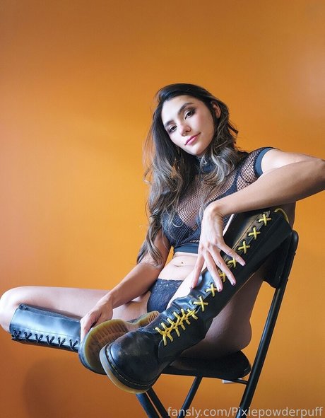 Pixiepowderpuff star exclusive images