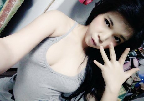 AkemiMikaido actrice pornographique galerie