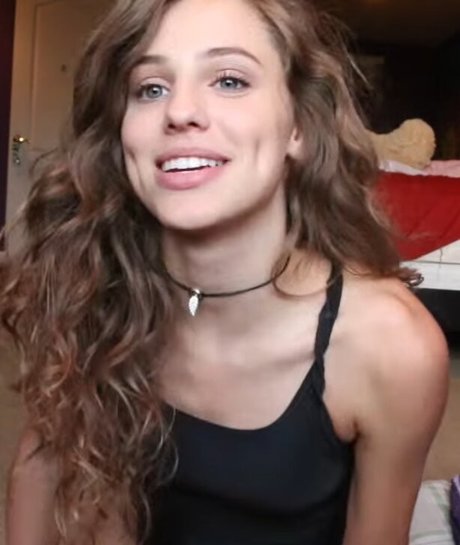 Brooke Bush modèle érotique collection