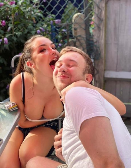 Lydia Harrison étoile hd galerie