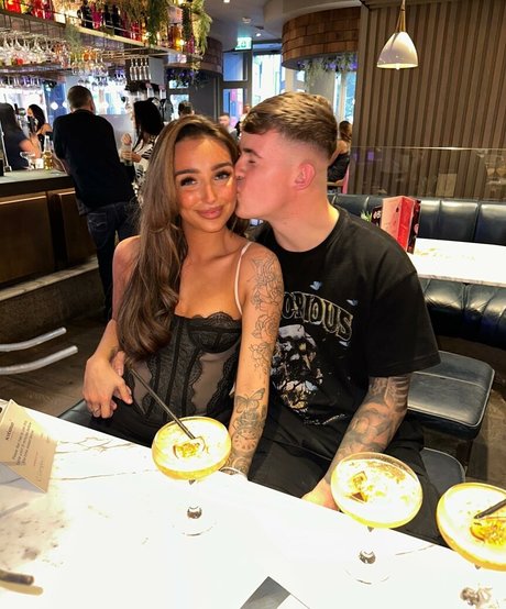 Chloe Panchal actrice hd photo