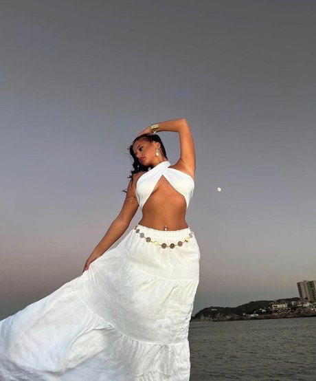 Isabella Evans modèle artistique img