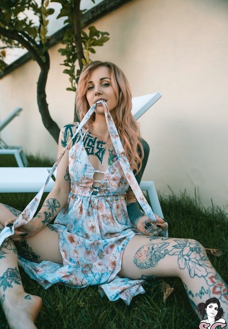 Ninaq modèle nu img