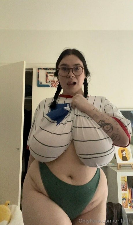 arifaith haut étoile photo