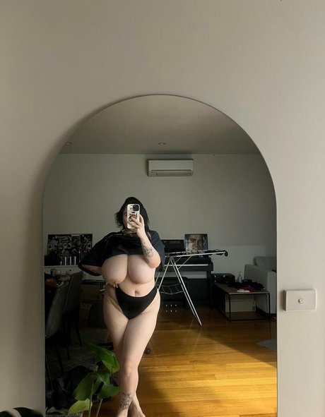 trio sous la douche onlyfans pornographique exclusif galerie