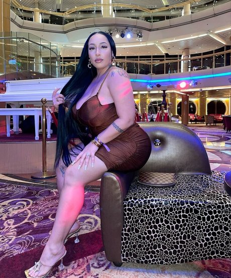 Tylea modèle de sexe des photos