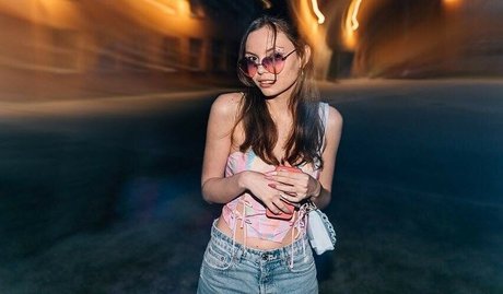 emilycutee actrice libre des photos