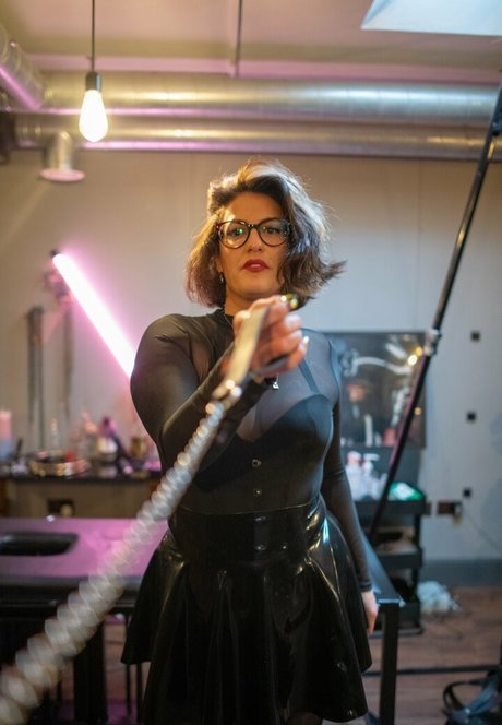 Countess Diamond star du porno exclusive collection