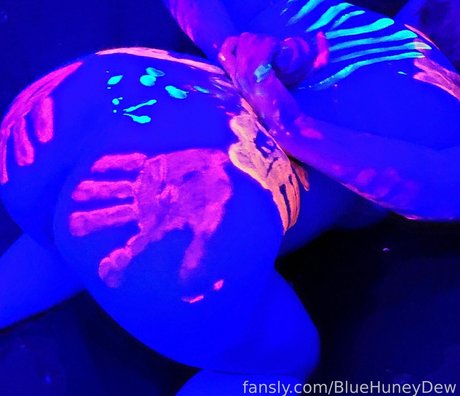 BlueHuneyDew modèle sympa archive