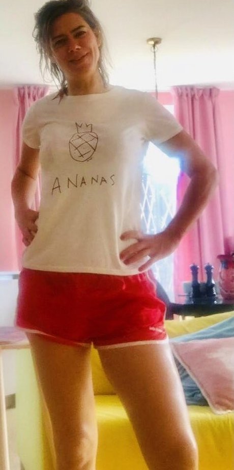 Lou Sanders étoile xxx galerie