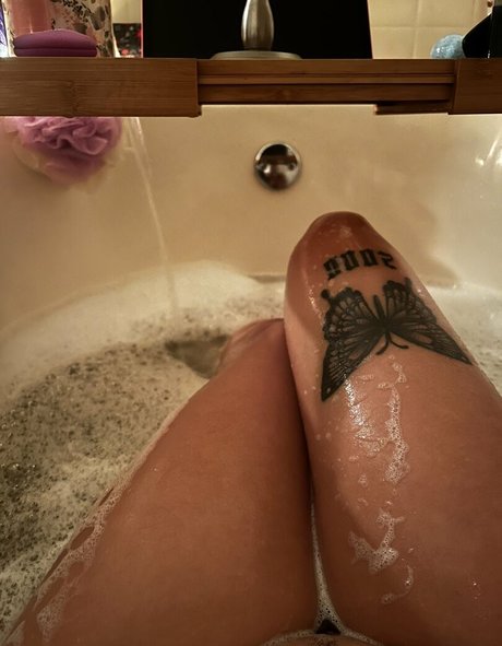 Nicolehlynn modèle gratuit image