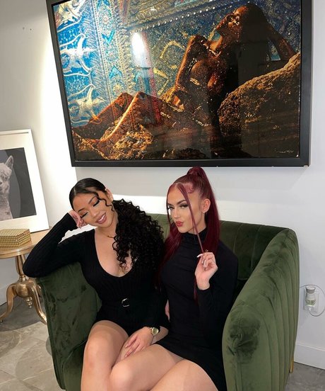 Thailiian actrice hd img