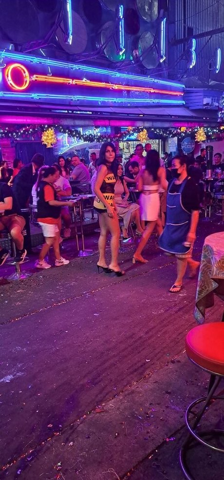 adultinghard modèles nus photos