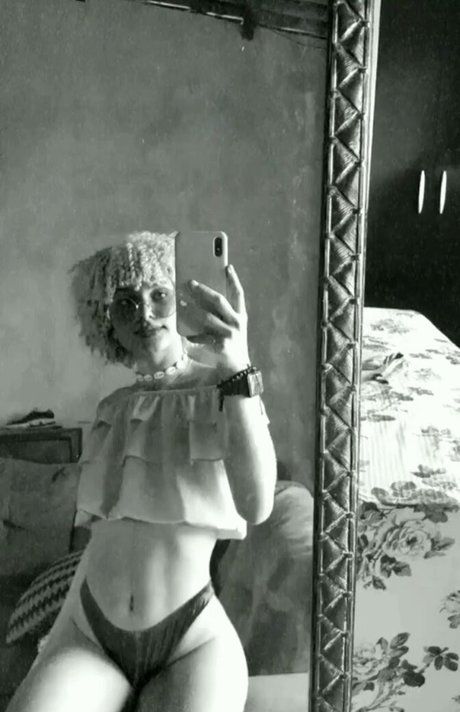 Sthefany Monteiro star du porno hd image