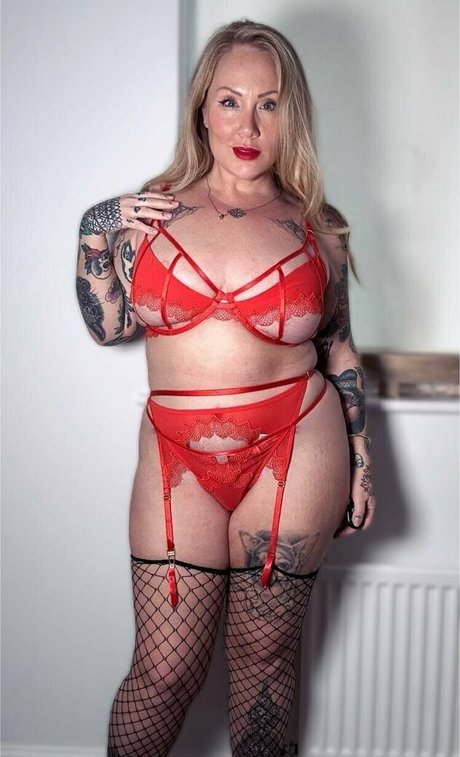 misshawthorn jolie actrice archive