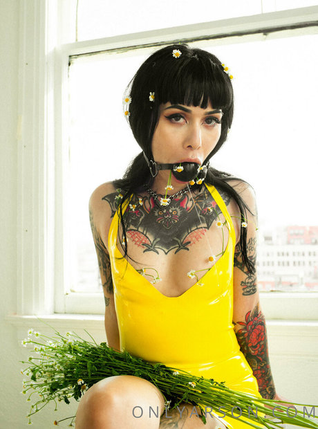 Arson Leigh modèle gratuit galerie