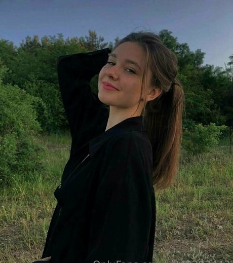 jessy shine jolie étoile img