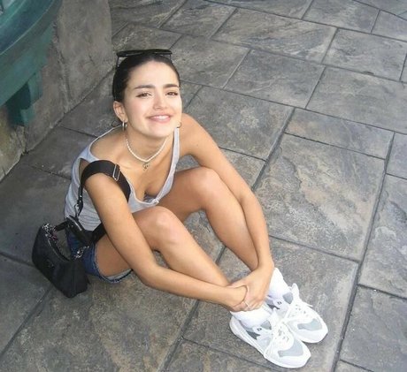 Maia Reficco modèle joli photos