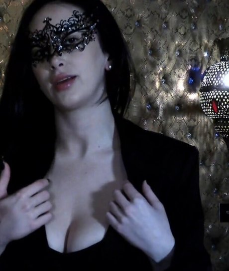 MistressVir étoile de l'art archive