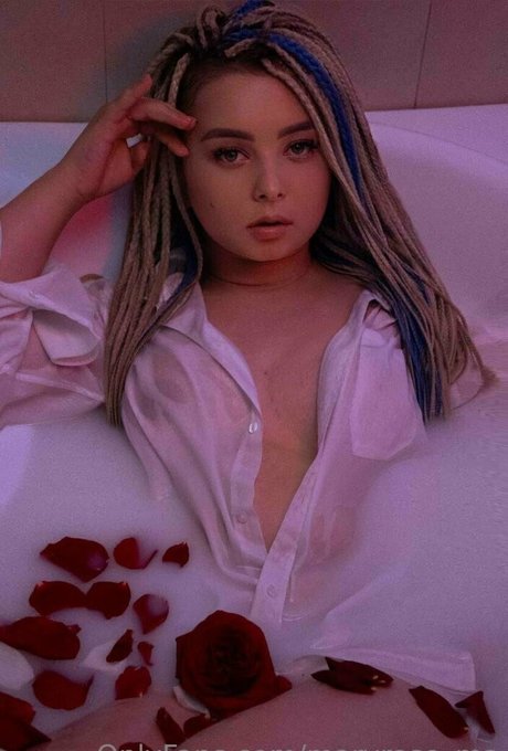 maryrose ma actrice érotique photo