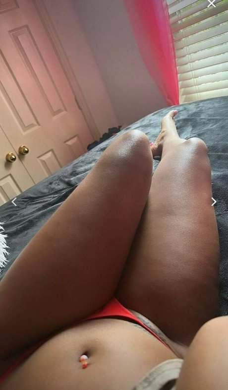 OfficialLadiiScorpio modèle xxx images