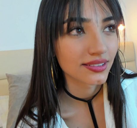 anasofia henaov555 haut de star du porno des photos