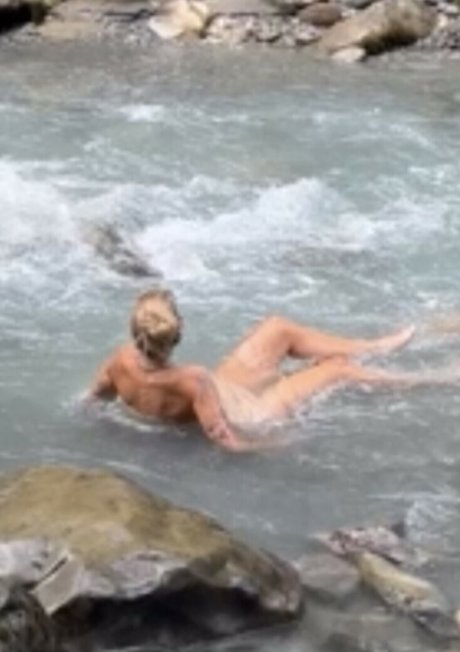 Abigail Martin mannequin archive