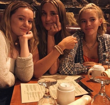 Lola Dubrul Fotoaufnahmen