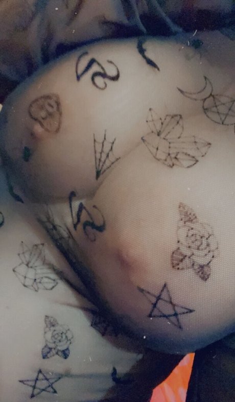 LittleFoxxy3 modèle artistique des photos