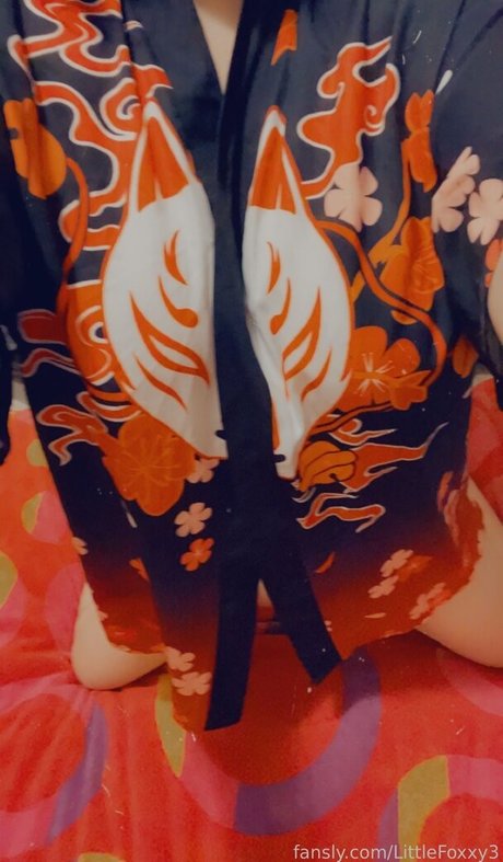 LittleFoxxy3 modèle hd image