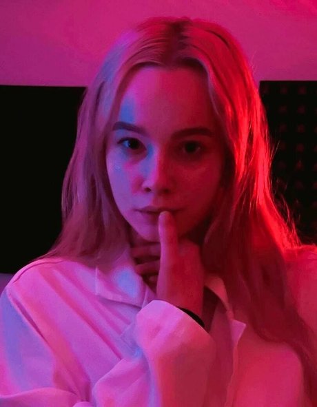 deni__dragons__ actrice pornographique photos