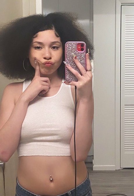 Btings actrice exclusive img