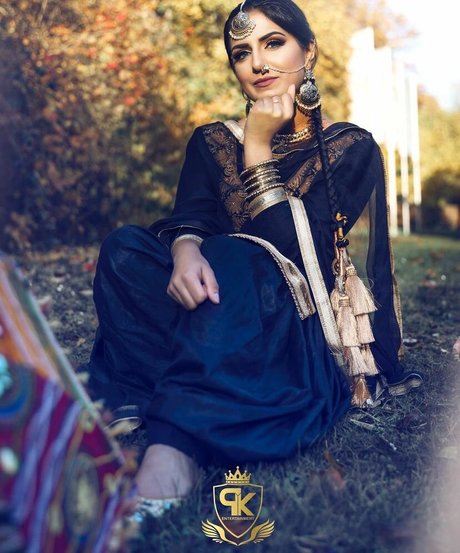 Tindy Kaur star du porno chaud image