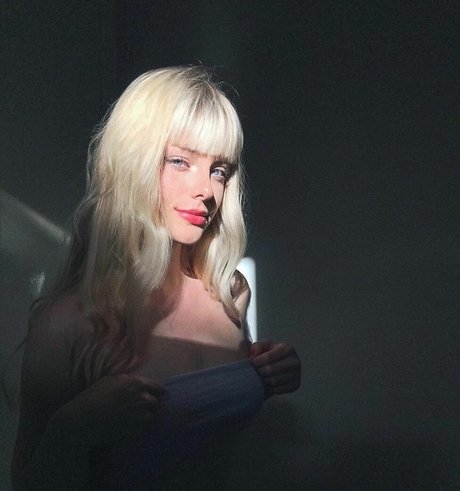 Maria Eduarda Kanarski actrice nue archive