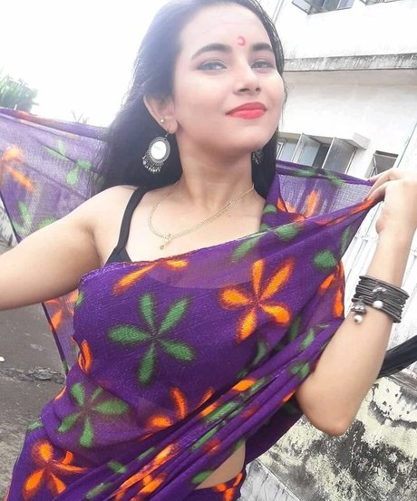 Aarohi Verma modèle img