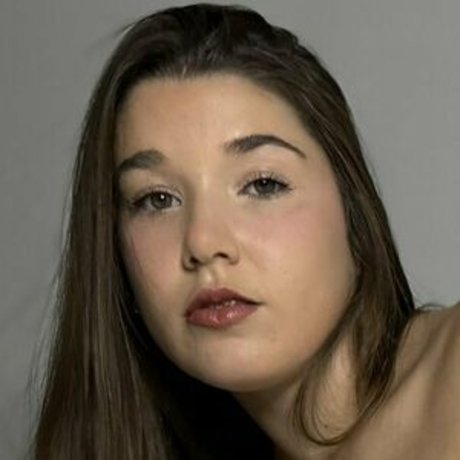 Naiara Ribelles modèle gratuit galeries