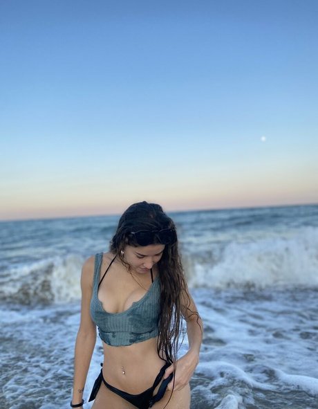 Naiara Ribelles étoile adulte des photos