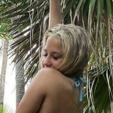 Bella mischenko actrice artistique img