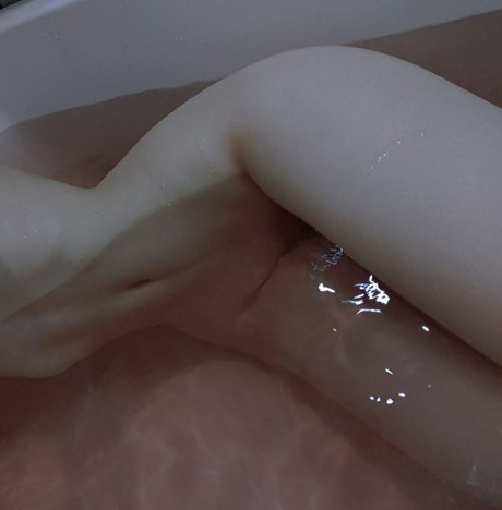 llhellsing étoile adulte archive