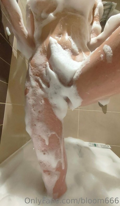 bloom666 modèle sympa archive