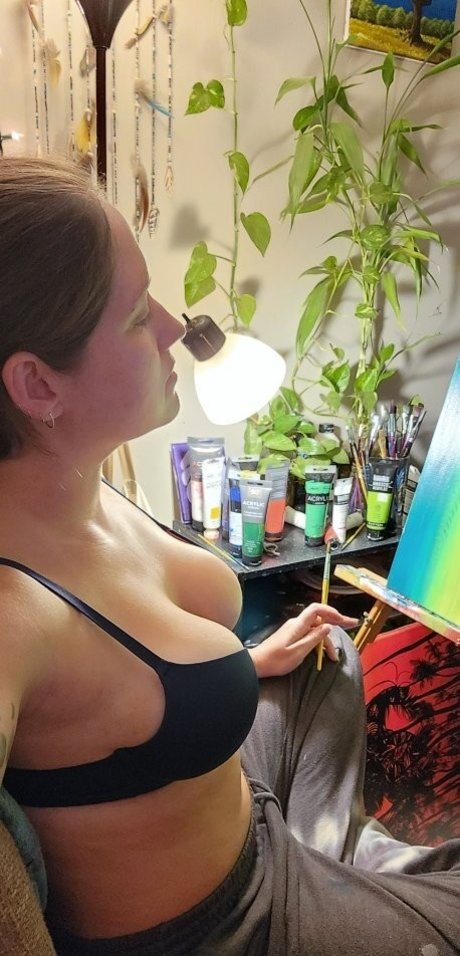 Nina Rynd étoile nue image