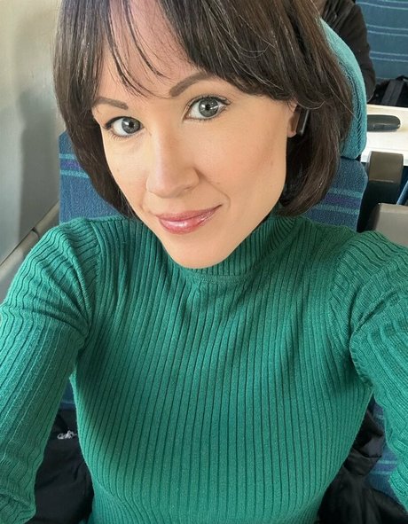 Lucylove jolie étoile galeries