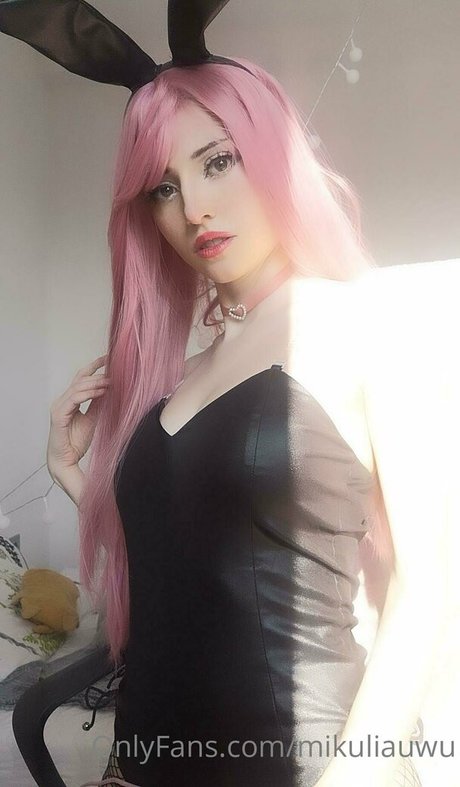 mikuliauwu actrice adulte images
