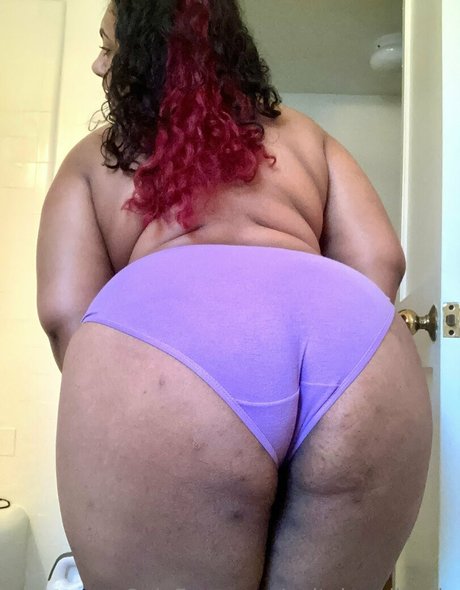 anitahaadik vip modèle joli images