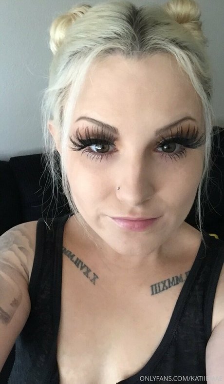 katiiemaedagoat star du porno gratuit photo