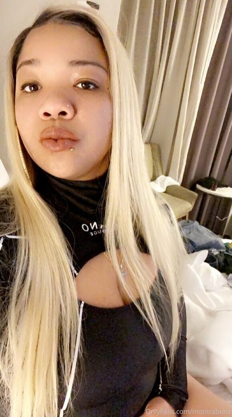 monicabunz star du porno parfaite galeries