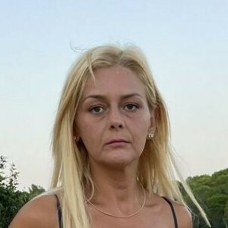 Tarba Firuta modèle image