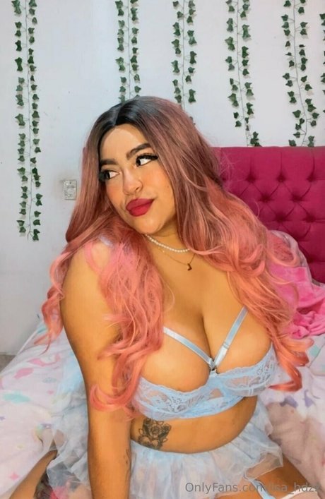 Isa Hernandez modèle xxx galerie