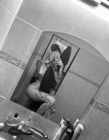 sofikafoxx actrice érotique galeries